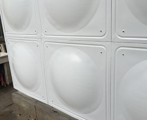 不銹鋼保溫水箱是怎么進(jìn)行保溫的呢？